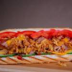 Хот-дог РОССИЯ (с маринованными огурцами)